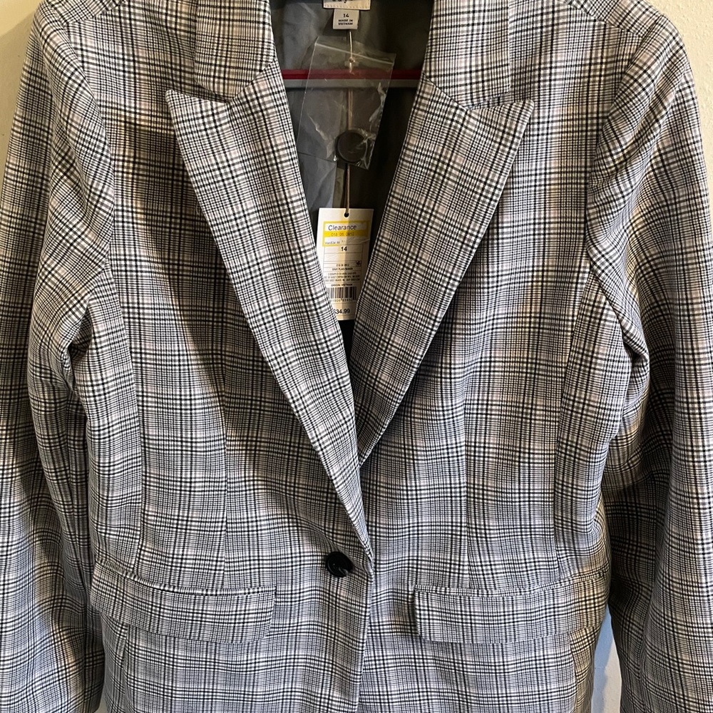 A .New day Gray plaid